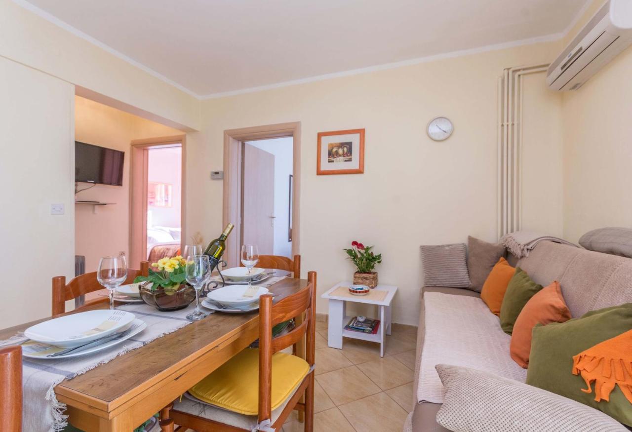 Apartmán Savic Biograd Biograd Na Moru Exteriér fotografie