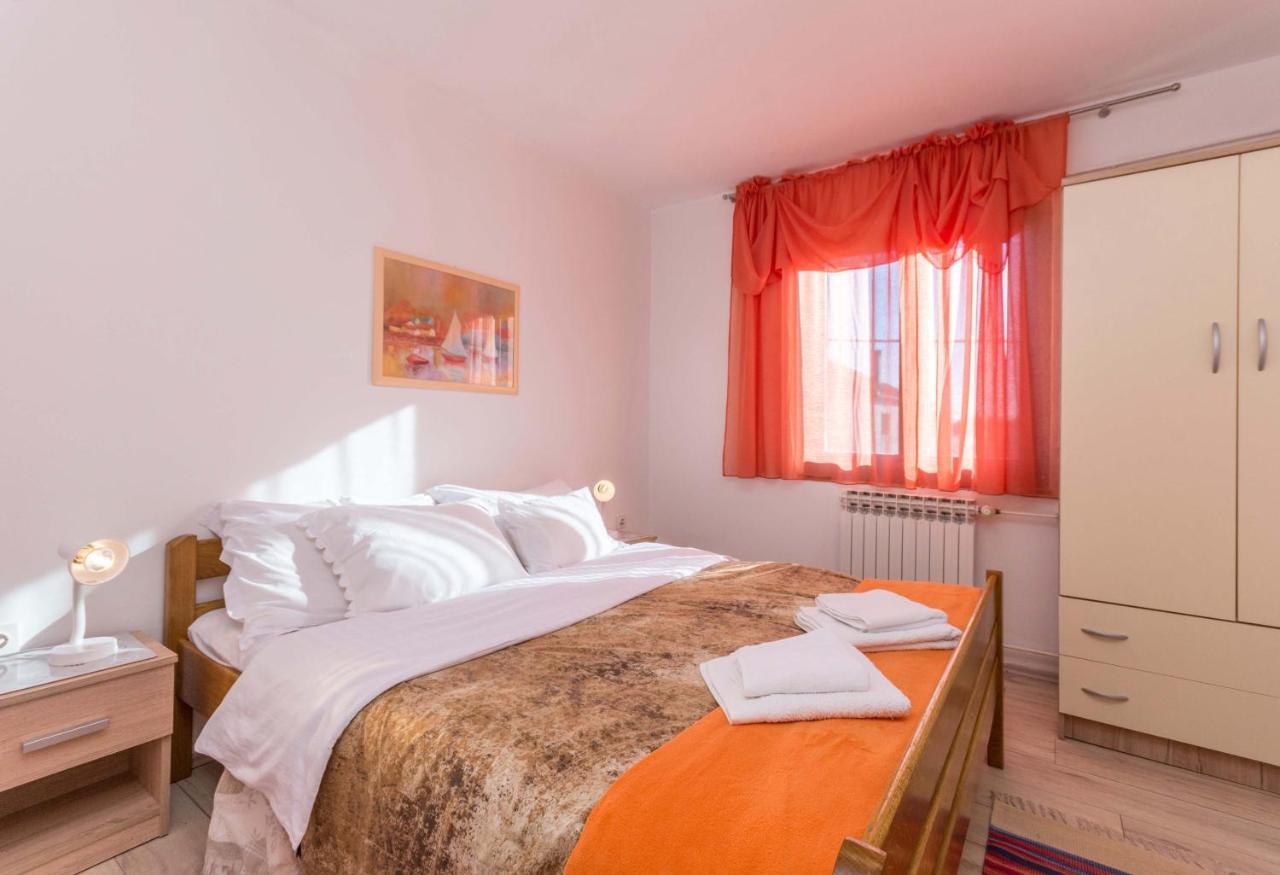 Apartmán Savic Biograd Biograd Na Moru Exteriér fotografie