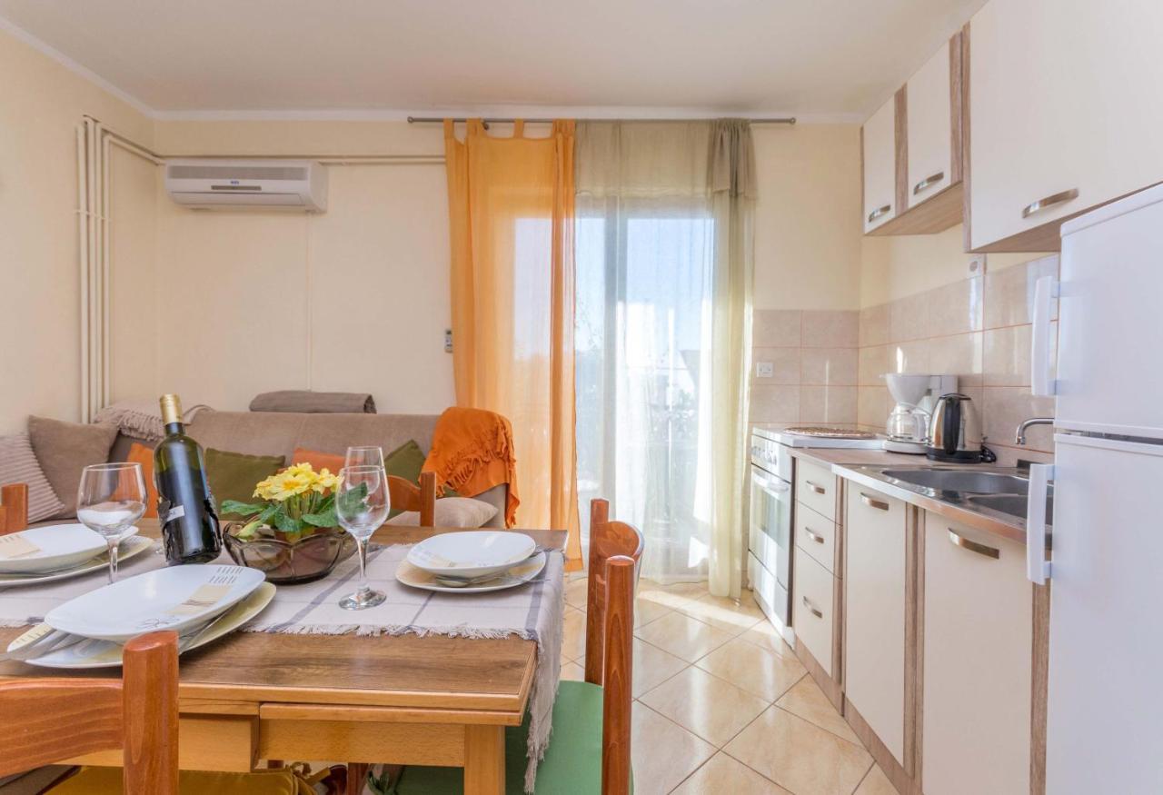 Apartmán Savic Biograd Biograd Na Moru Exteriér fotografie